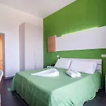 Oasis Park Hotel