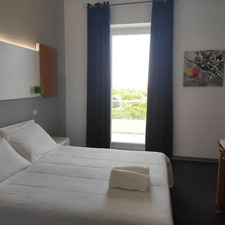 Oasis Park 3*