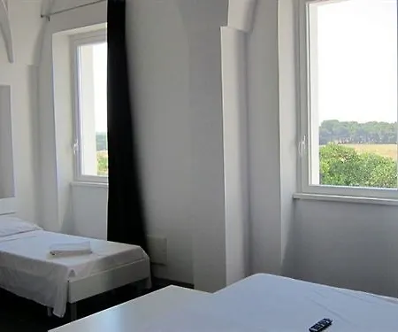 Oasis Park Hotel 3*
