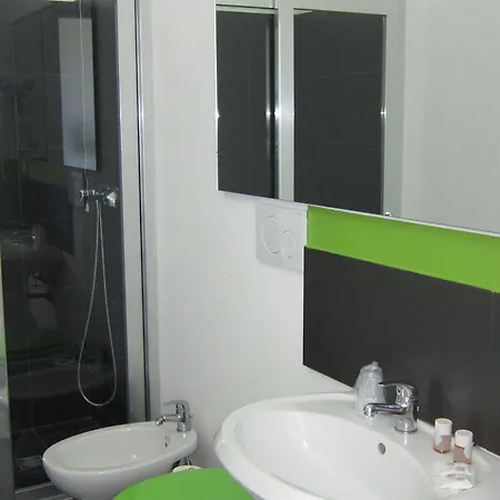 Hotel Oasis Park 3*