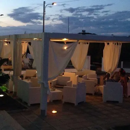 Hotel Oasis Park 3*